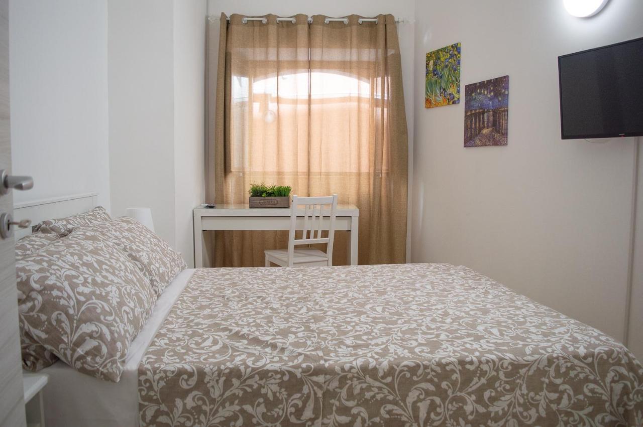 Agathe Guest House Катания Экстерьер фото