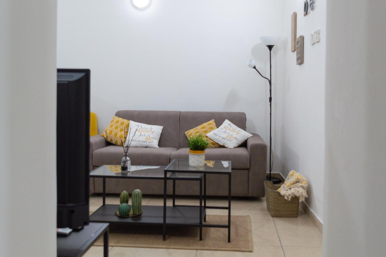 Agathe Guest House Катания Экстерьер фото