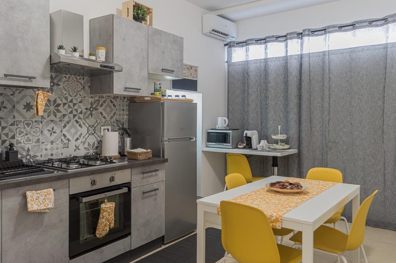Agathe Guest House Катания Экстерьер фото