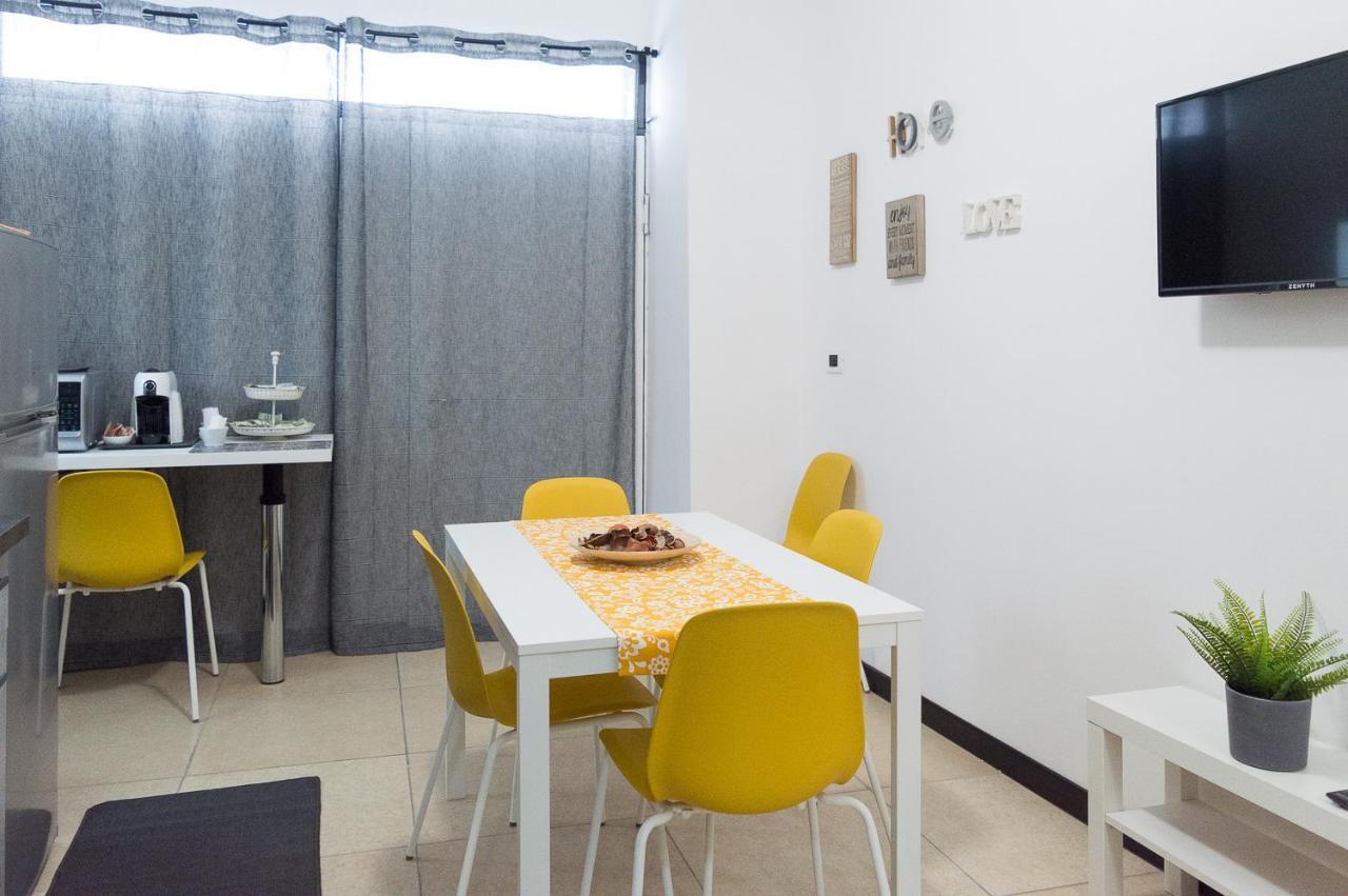 Agathe Guest House Катания Экстерьер фото